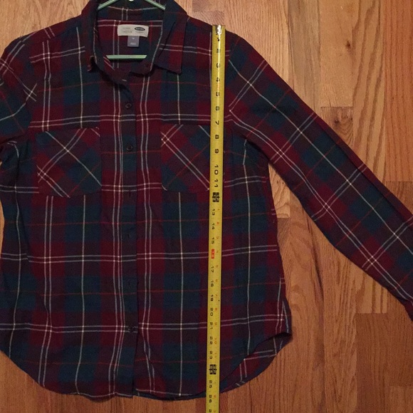 Old Navy Flannel Button Down - Picture 6 of 6